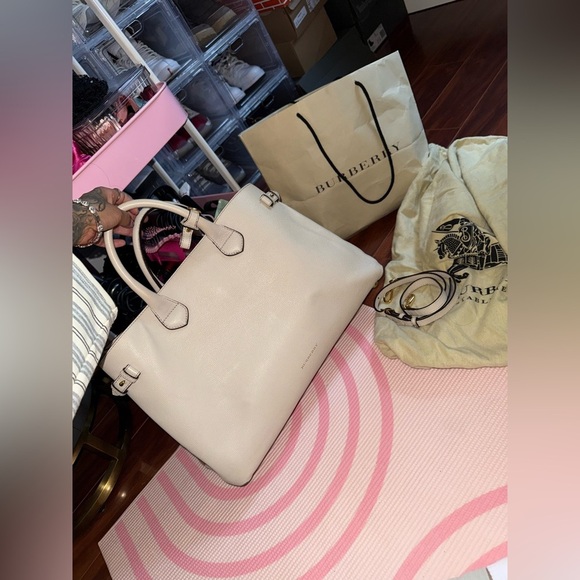 Burberry Beige Leather bag - Picture 11 of 16